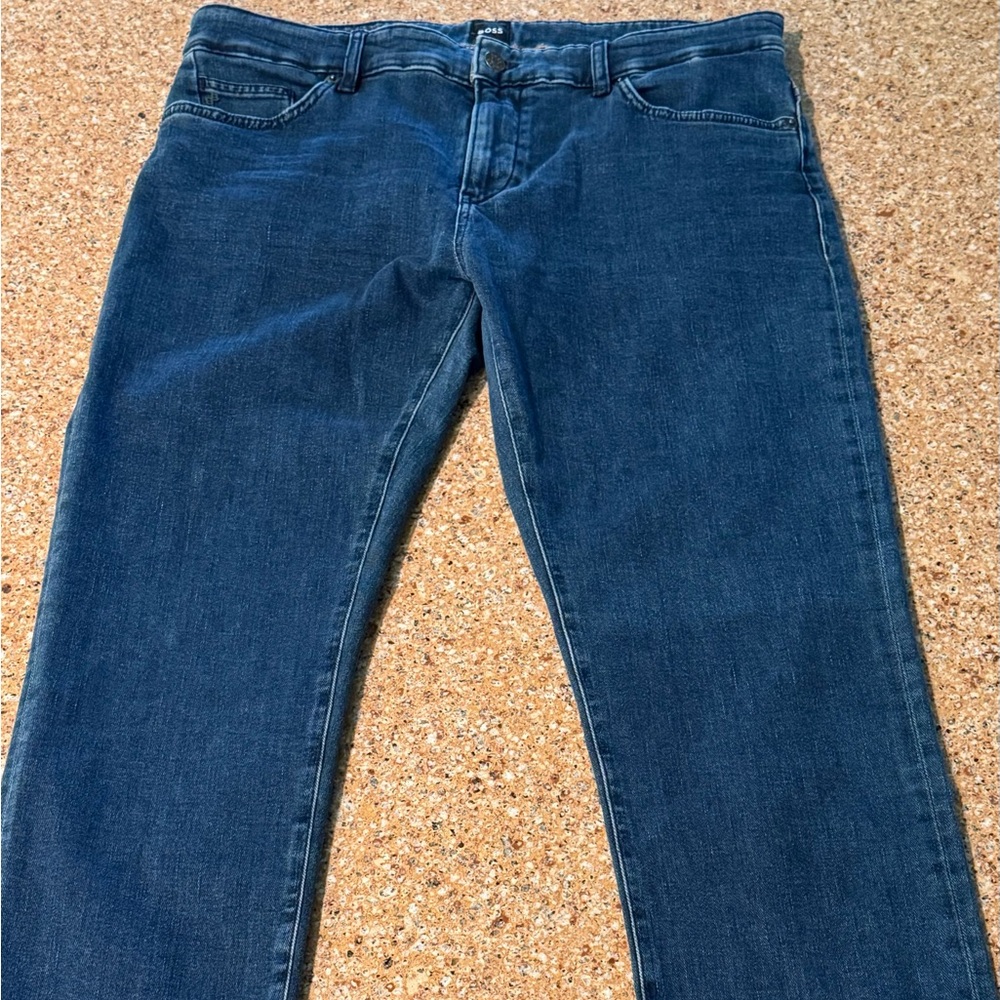Men’s Boss Blue Denim Jeans, 35/32 Delaware Slim Fit (made in Milan)